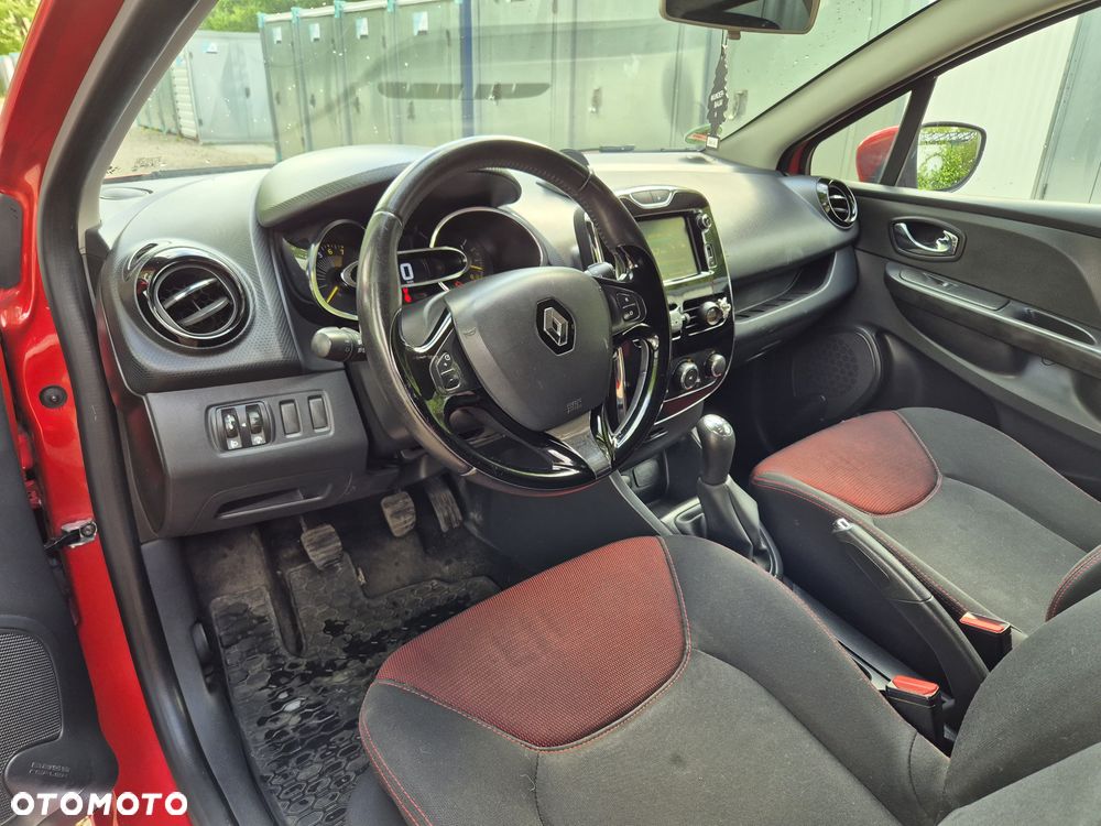 Renault Clio 1.2 16V Zen - 21