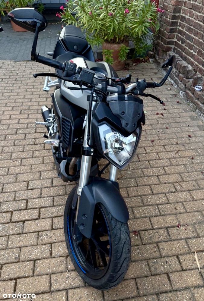Yamaha MT - 3