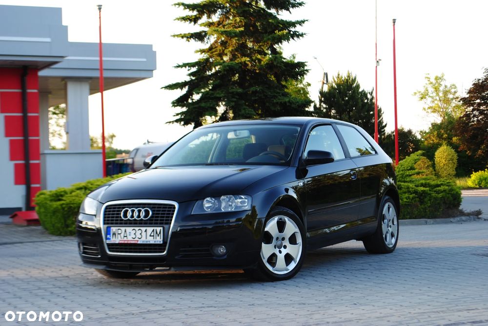 Audi A3 3-drzwiowe 1.6 Attraction - 1