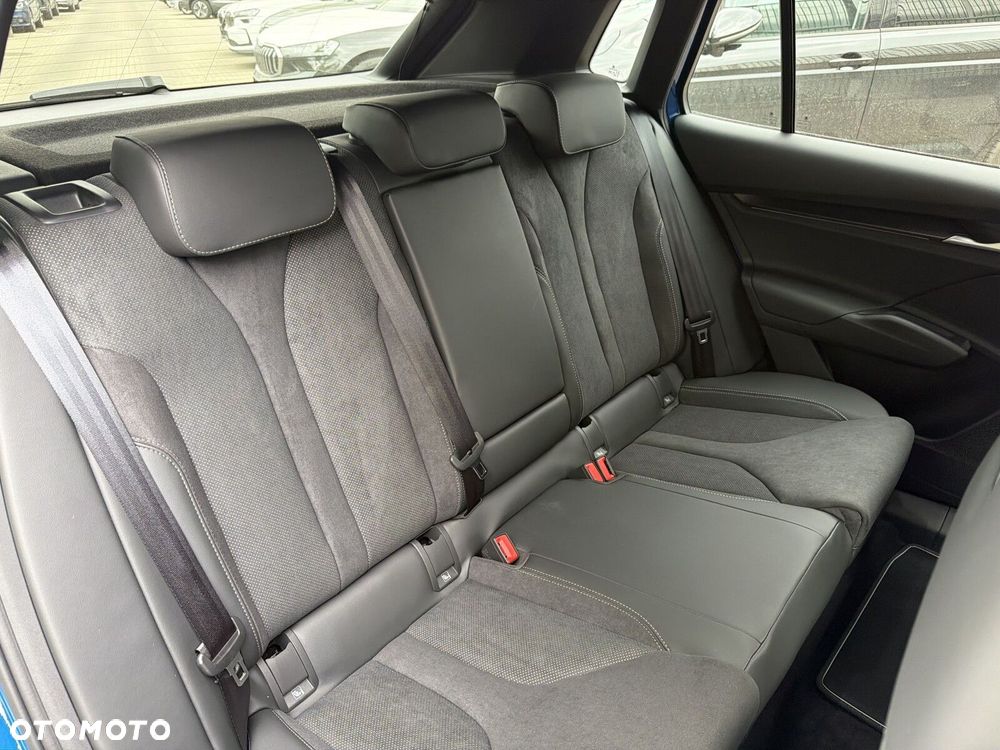 Skoda Elroq 60 63kWh Sportline - 21