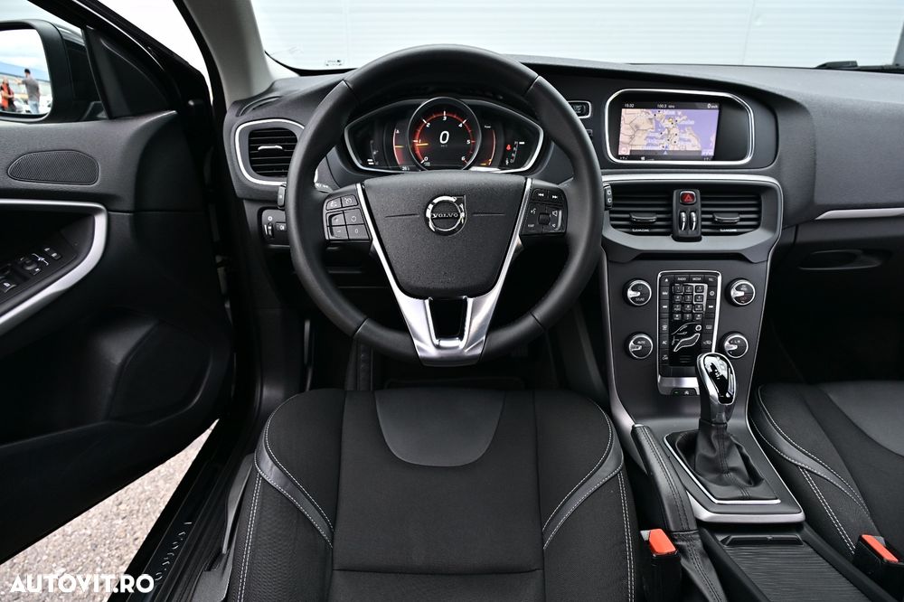 Volvo V40 - 15