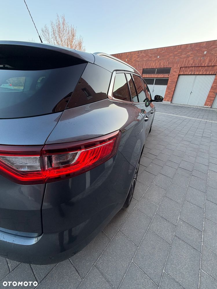 Renault Megane ENERGY TCe 140 EDC BOSE EDITION - 36