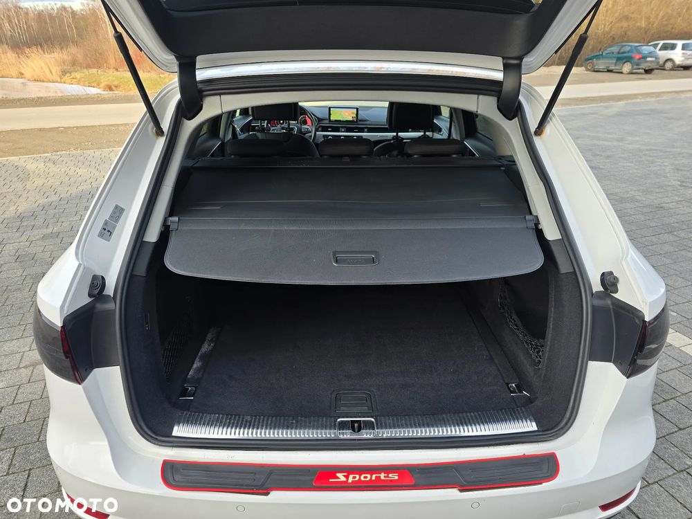 Audi A4 Avant 2.0 TDI DPF clean diesel quattro S tronic S line Sportpaket - 29