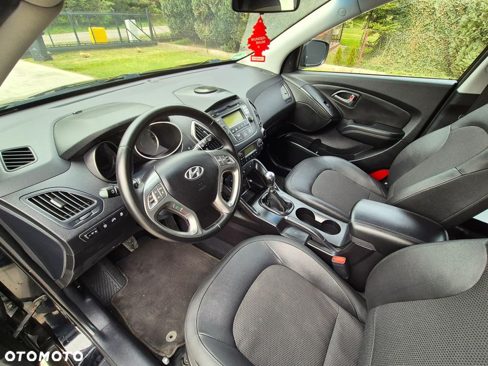 Hyundai ix35 1.6 2WD blue Trend - 17