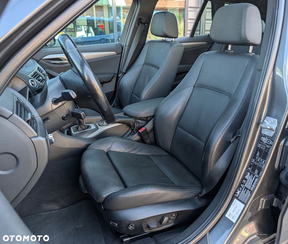 BMW X1 xDrive25d Sport Line - 6