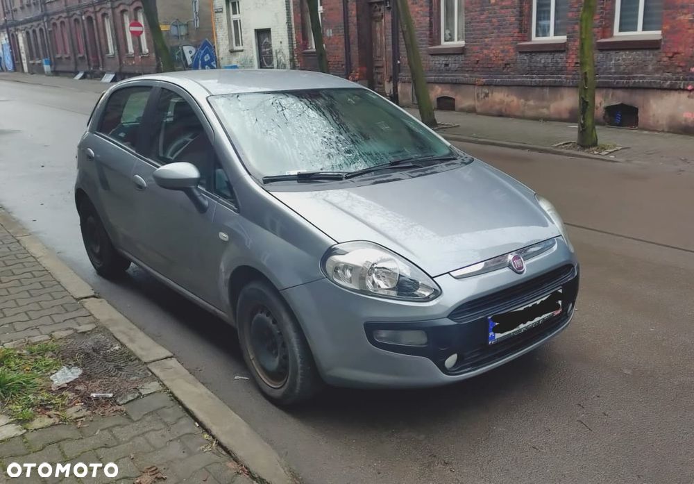 Fiat Punto Evo 1.4 8V Estiva Blue&Me - 1