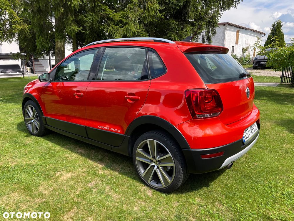 Volkswagen Polo 1.6 TDI Cross - 4