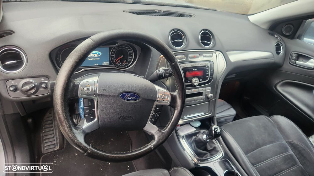 Ford Mondeo 2.0 TDCI Titanium - 4