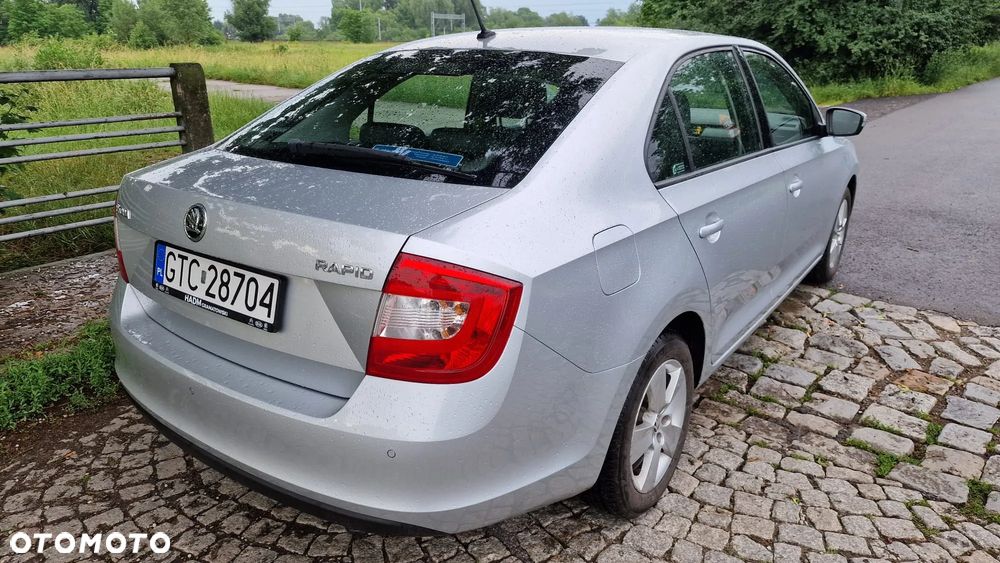 Skoda RAPID Spb 1.4 TDI DPF Ambition DSG - 3