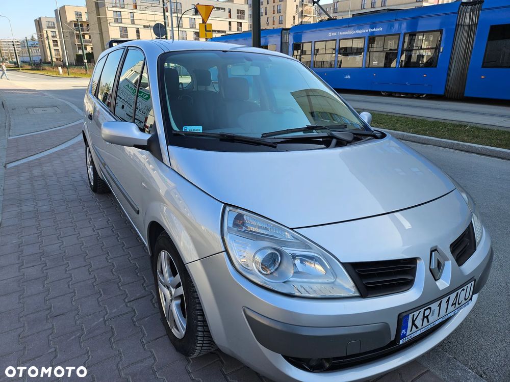Renault Scenic 1.9 dCi Confort Authentique - 3