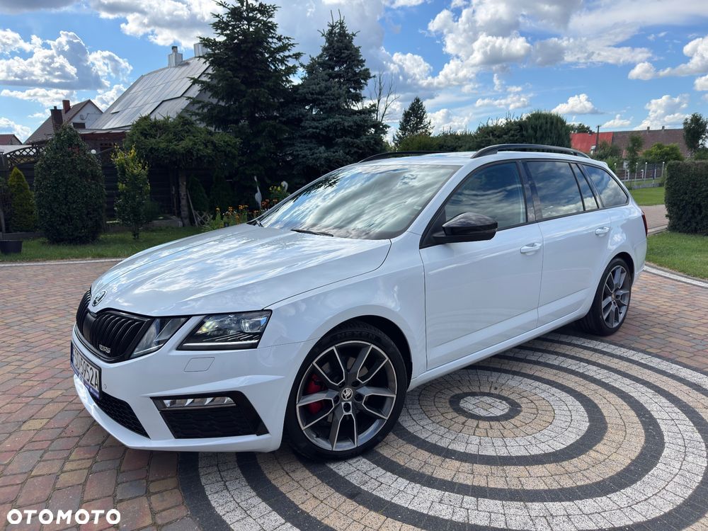 Skoda Octavia 2.0 TDI DSG RS - 4