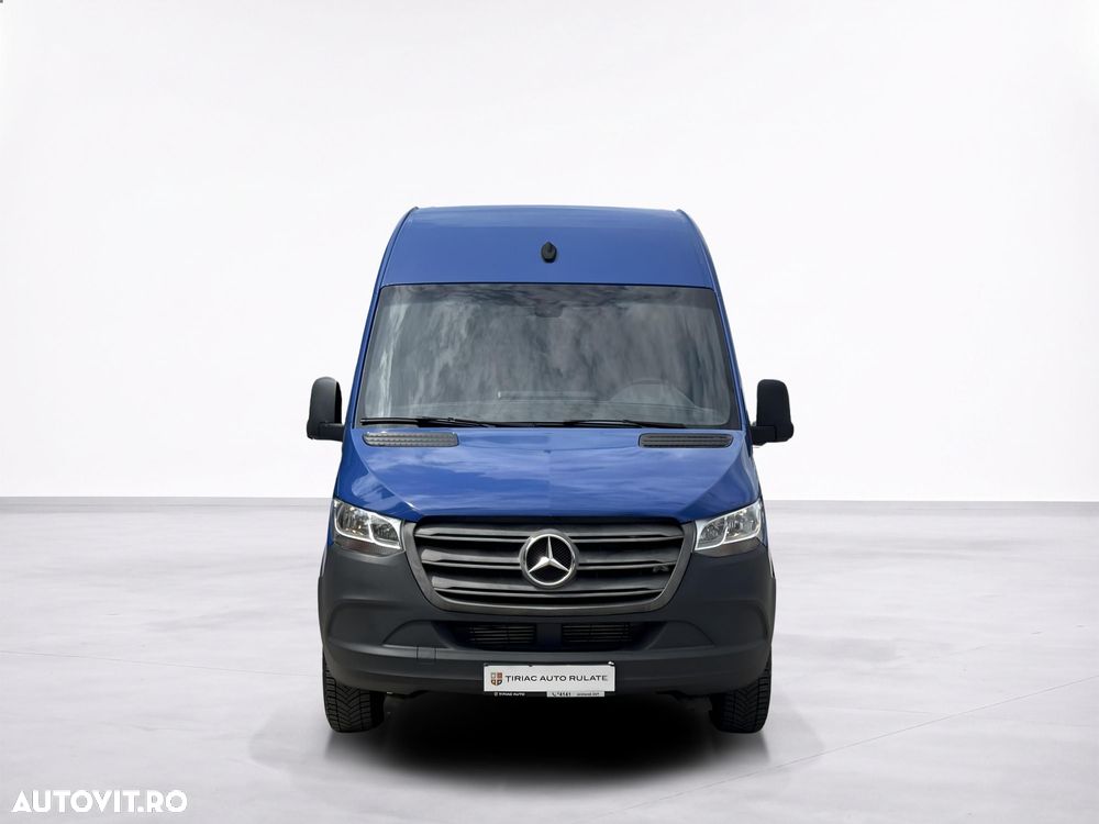 Mercedes-Benz Sprinter - 9