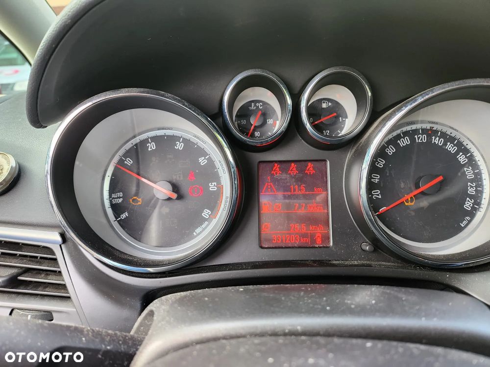 Opel Zafira - 16
