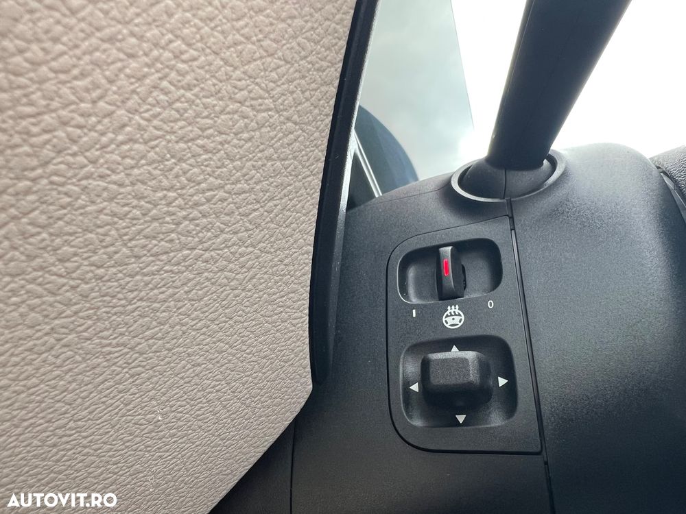 Mercedes-Benz C 300 d MHEV 4MATIC - 31