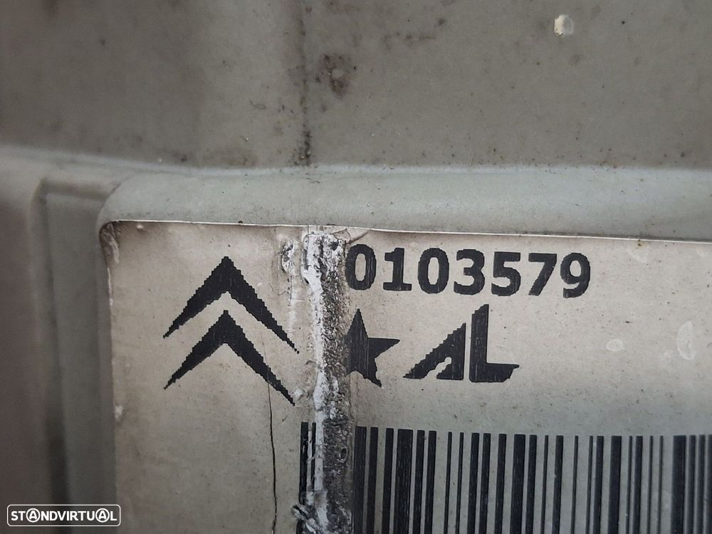 Farolim Nevoeiro Frente Direito Citroën Berlingo (B9) - 5