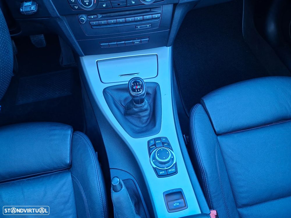 BMW 320 d M Sport Edition - 26