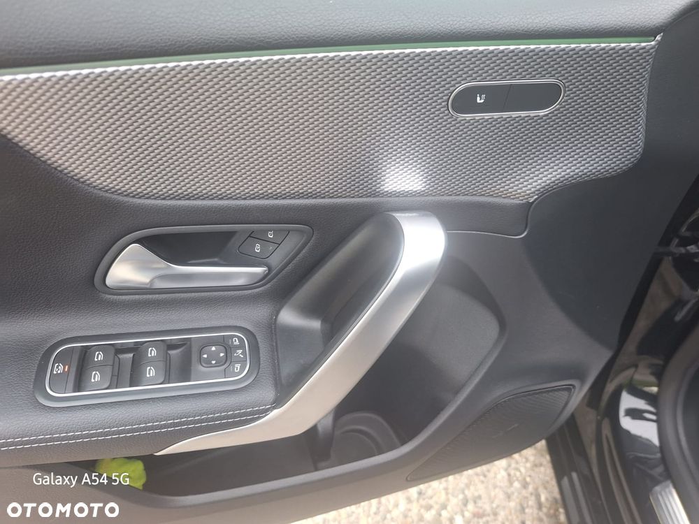 Mercedes-Benz Klasa A 200 AMG Line 7G-DCT - 17