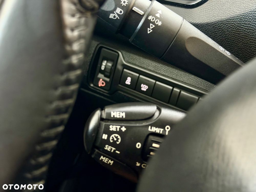 Peugeot 308 BlueHDi FAP 120 Stop&Start Style - 23