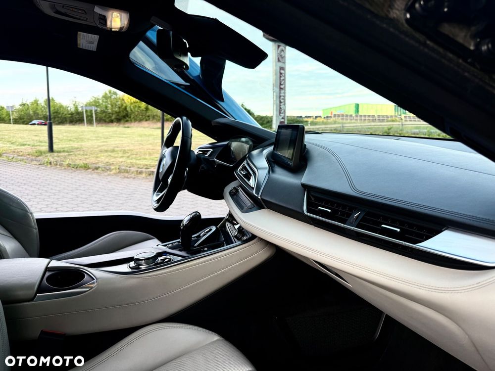 BMW i8 - 10