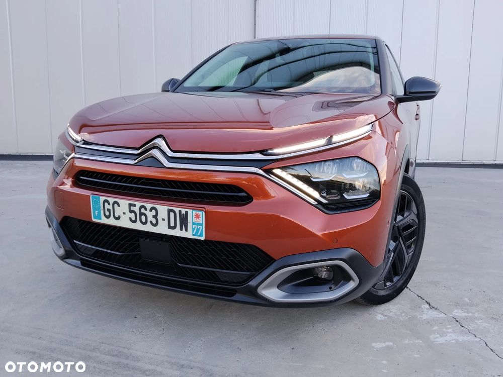 Citroën C4 BlueHDi 130 Stop&Start EAT8 SHINE - 27