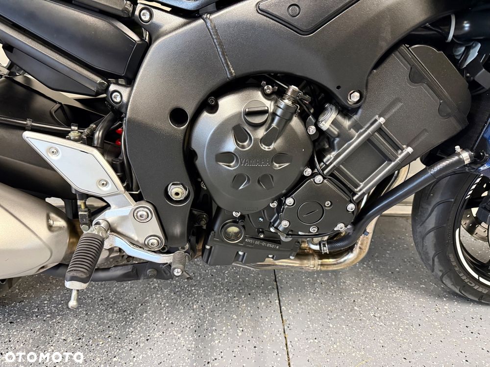 Yamaha FZ - 6