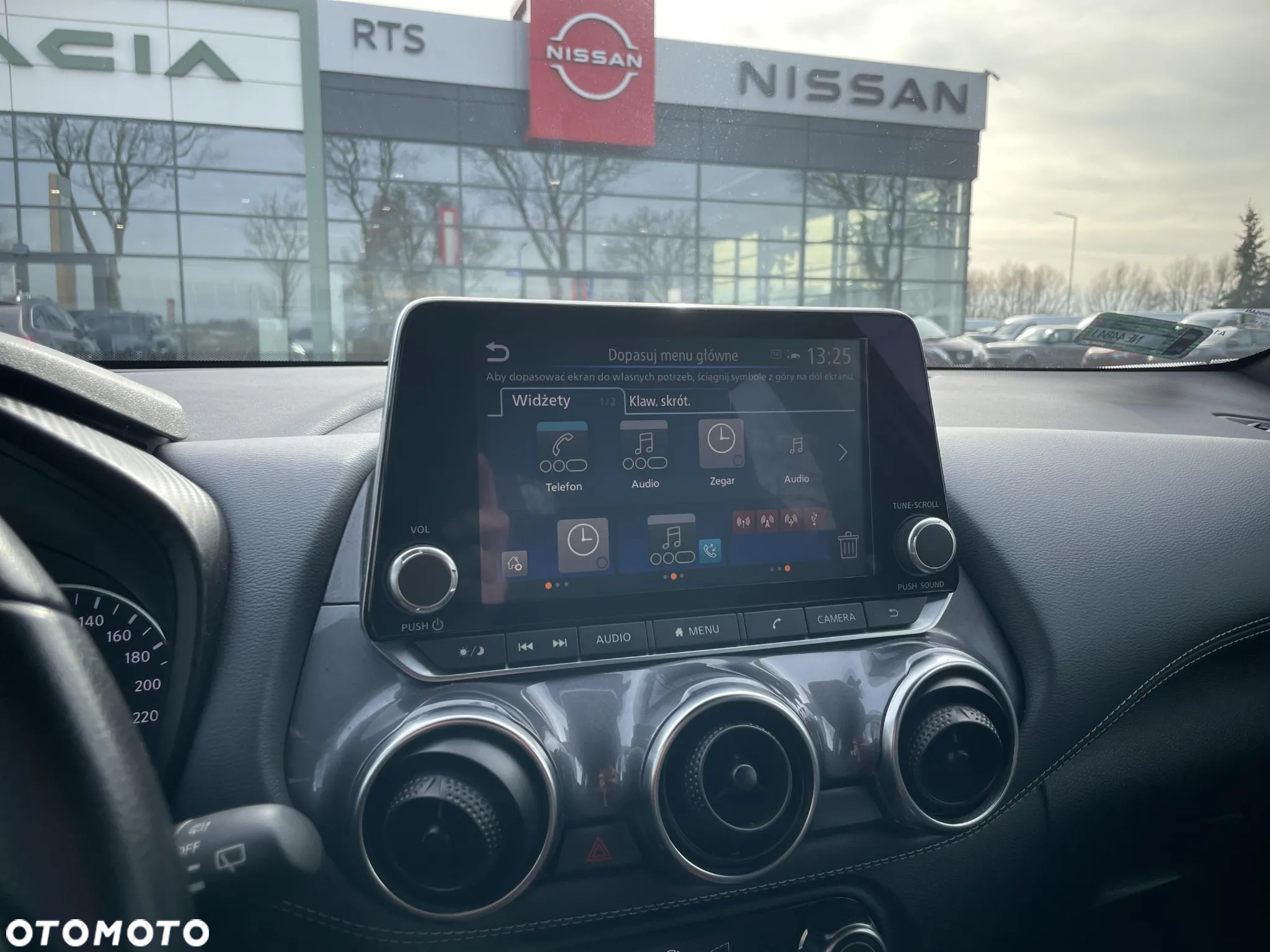 Nissan Juke 1.0 DIG-T N-Connecta DCT - 20