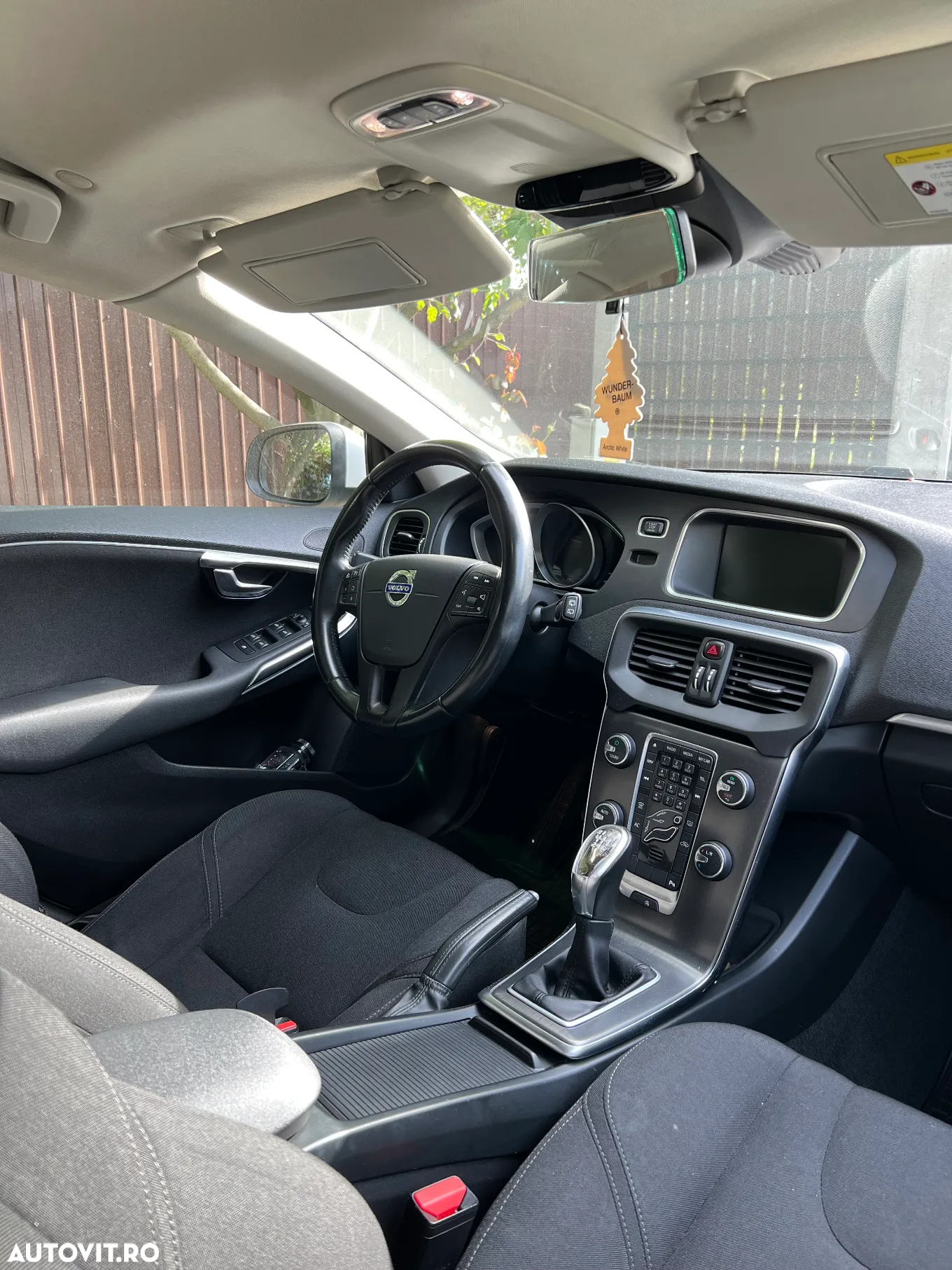 Volvo V40 D2 - 13