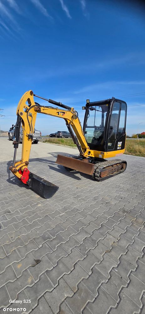 Caterpillar 302.4 - 1
