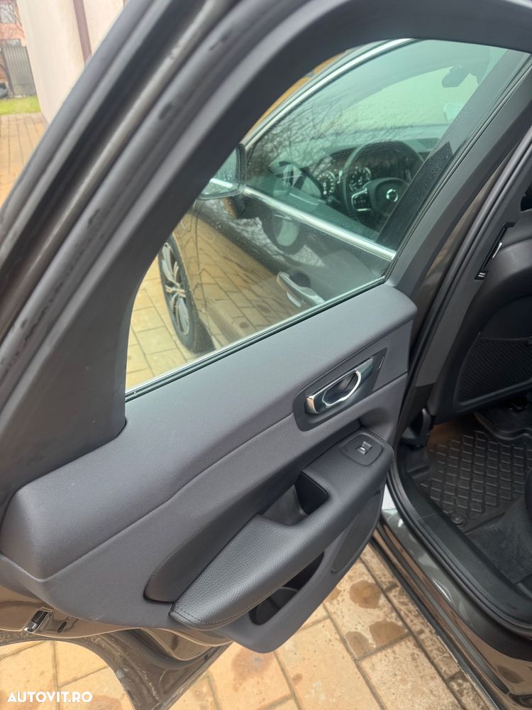 Volvo XC 60 T6 AWD Recharge Geartronic Inscription - 33