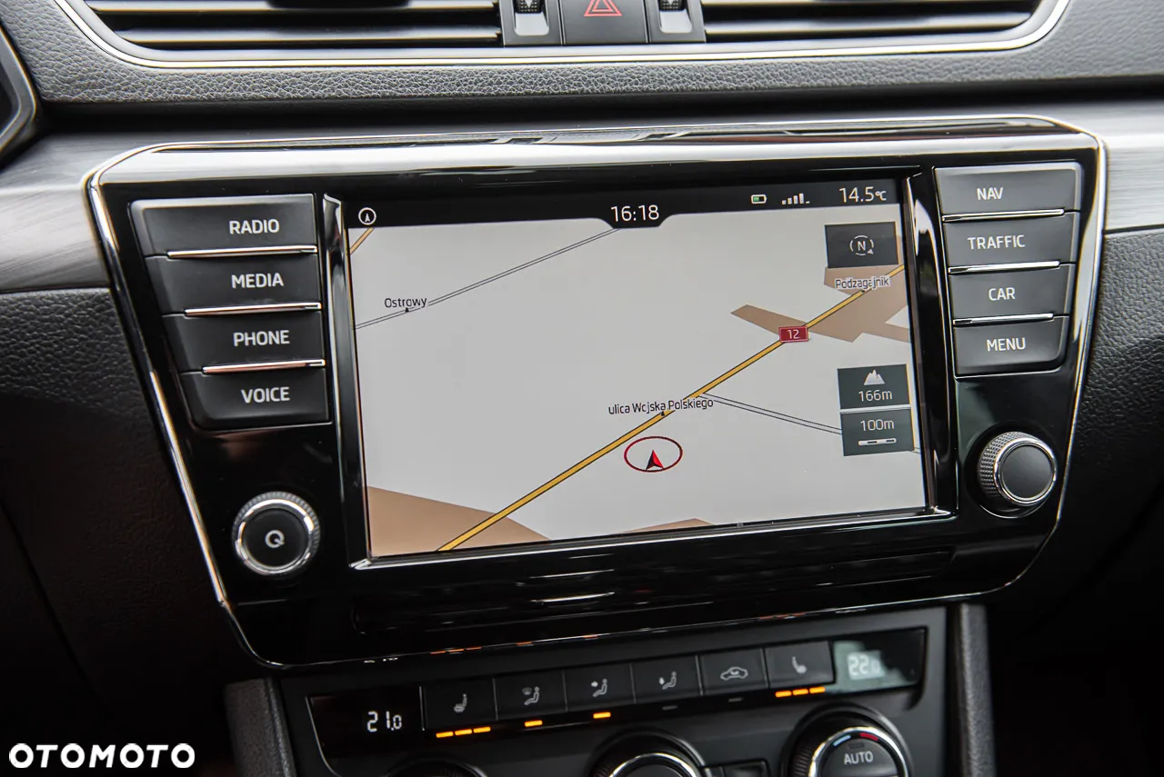 Skoda Superb 2.0 TDI DSG L&K - 21