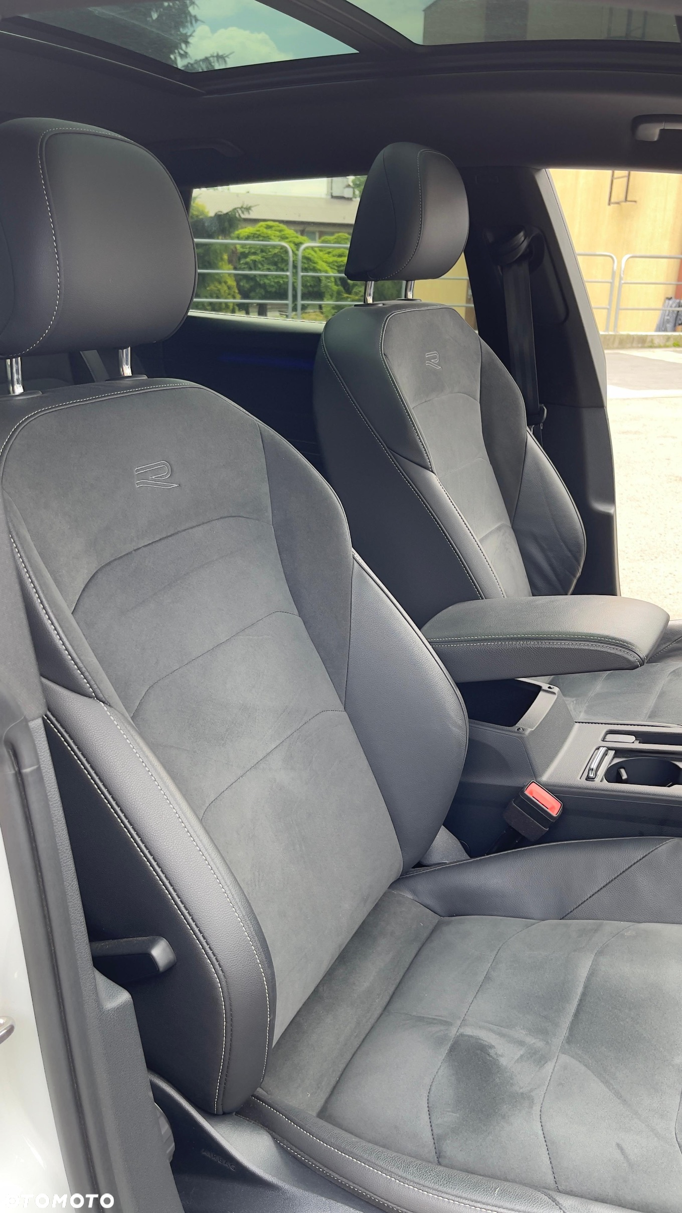 Volkswagen Arteon 2.0 TSI R-Line DSG - 19