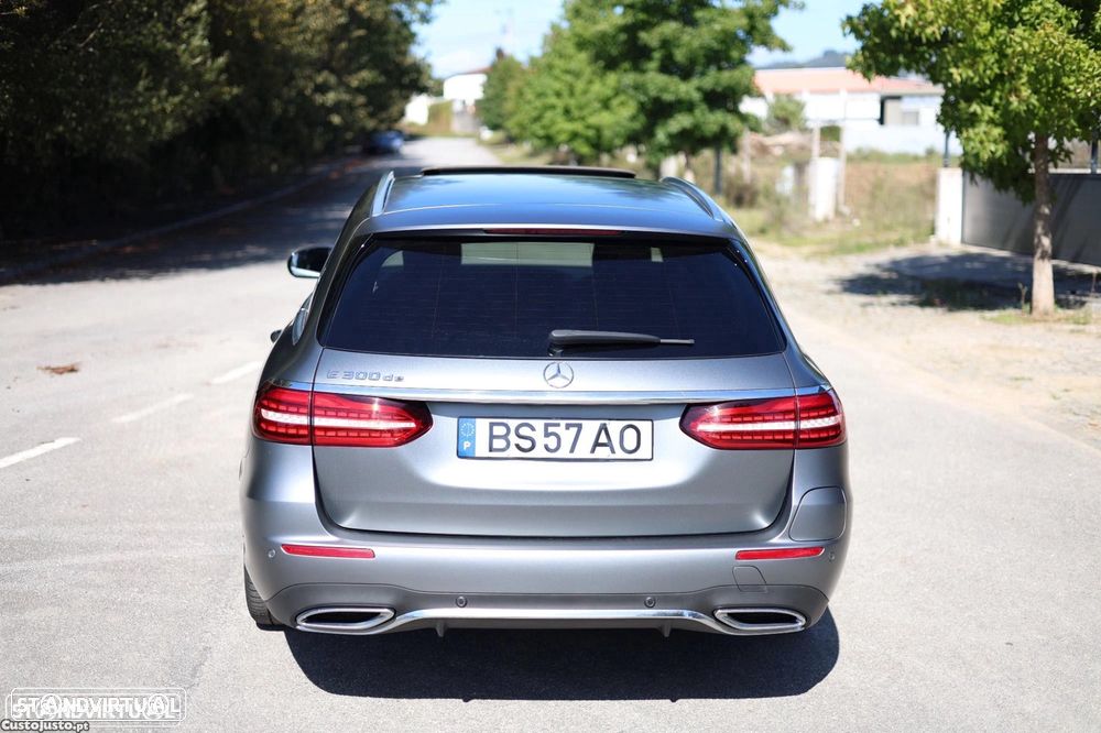 Mercedes-Benz E 300 - 4