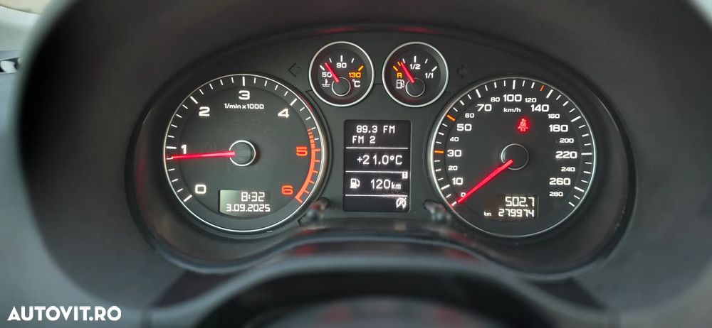 Audi A3 1.6 TDI Sportback DPF Attraction - 8