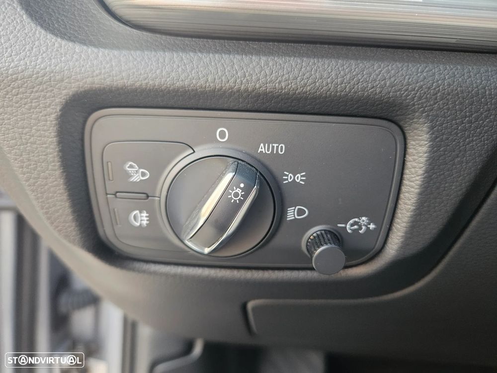 Audi A3 Sportback - 12