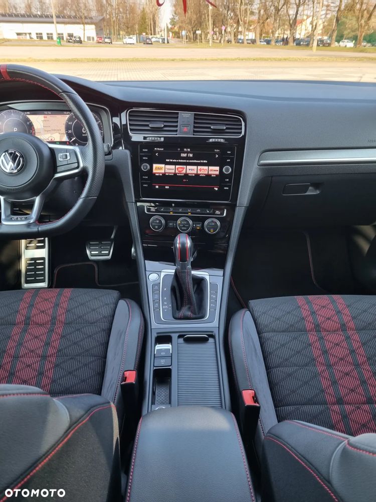 Volkswagen Golf GTI TCR 2.0 TSI OPF DSG - 9