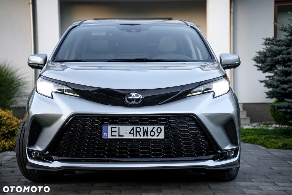 Toyota Sienna - 27