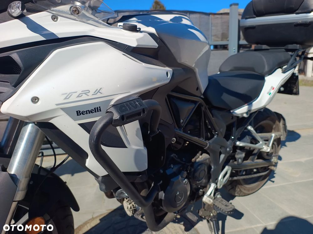 Benelli TRK 502 - 13