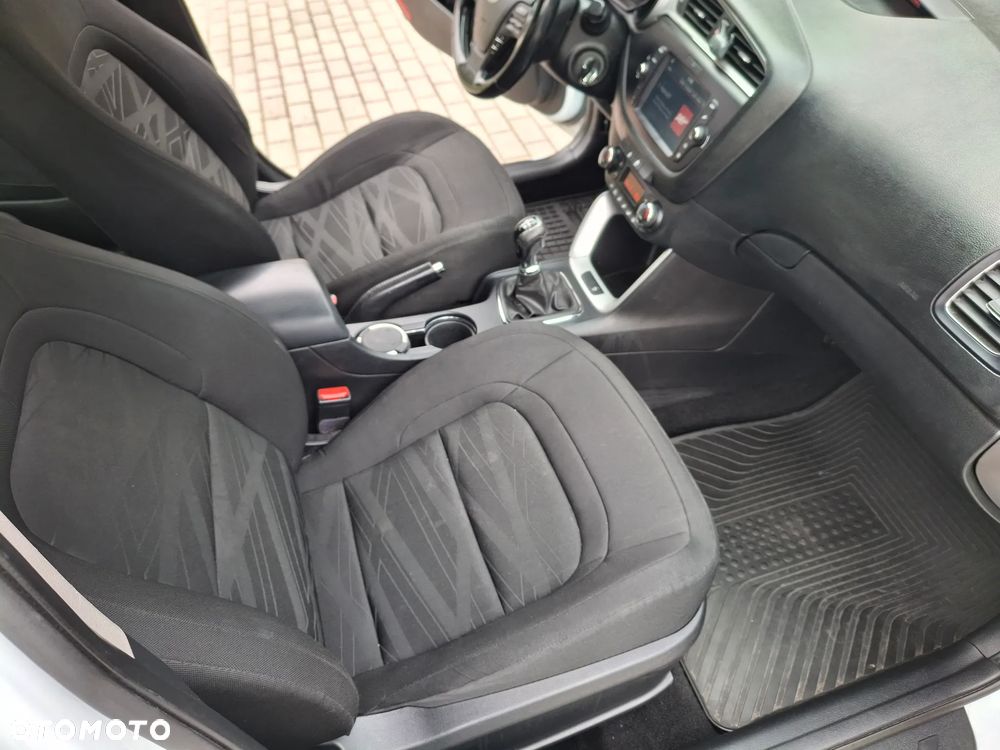 Kia Ceed 1.6 CRDi Smart - 13