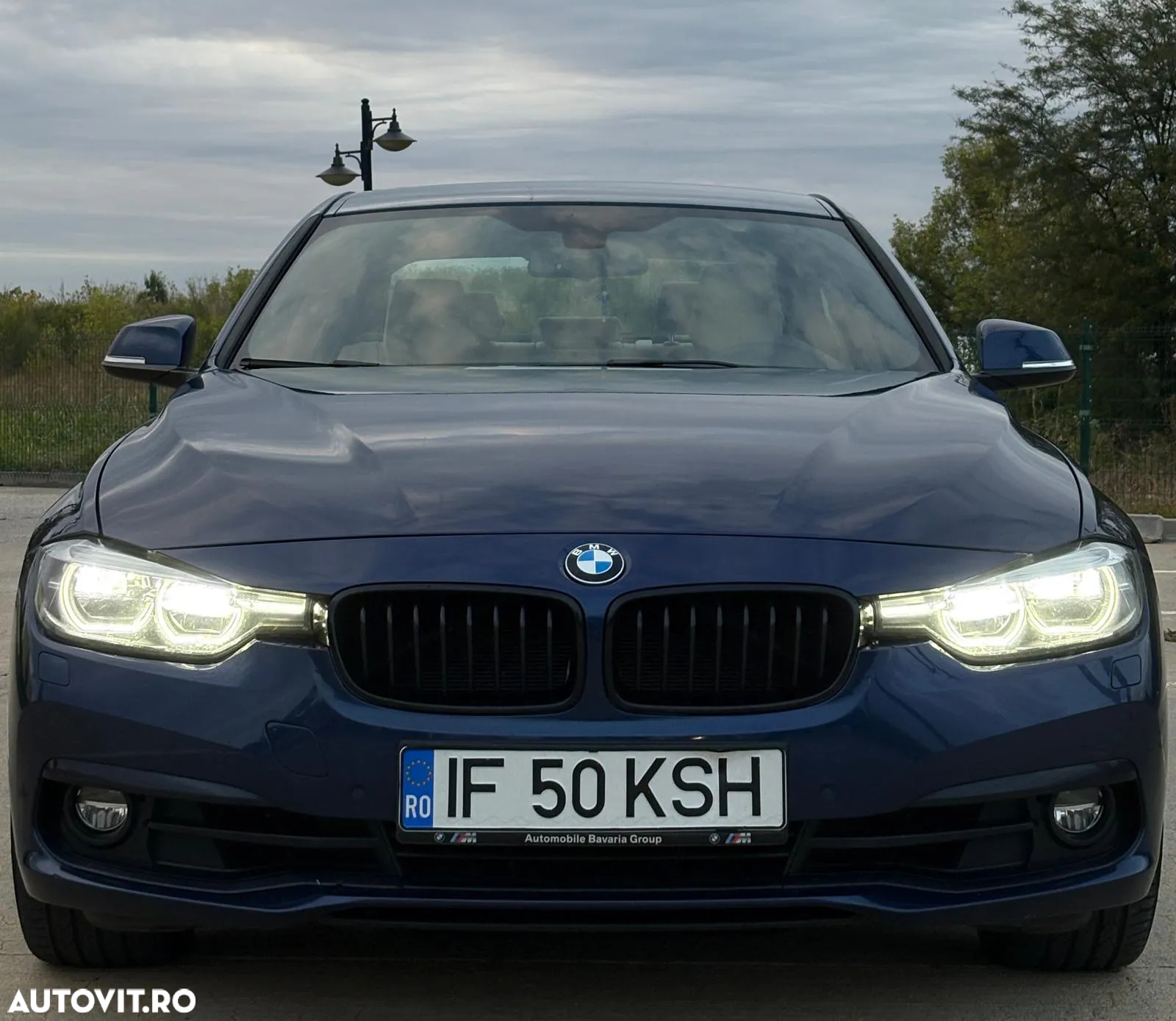 BMW Seria 3 330i xDrive AT Sport Line Shadow - 3