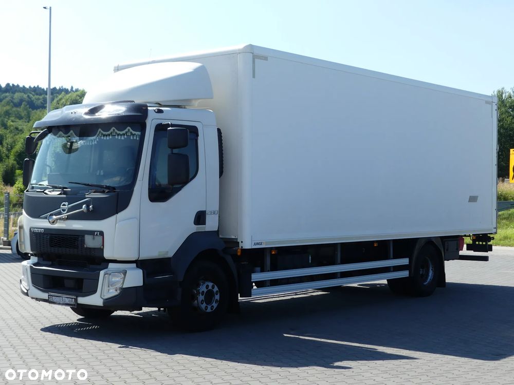 Volvo FL 16.280 / EURO 6 / KONTENER 7.30 / NISKI PRZEBIEG / - 4