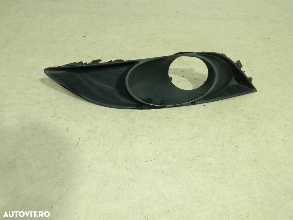 Grila proiector partea dreapta, Toyota Auris, 2007, 2008, 2009, 2010, , 81481-02050 - 1