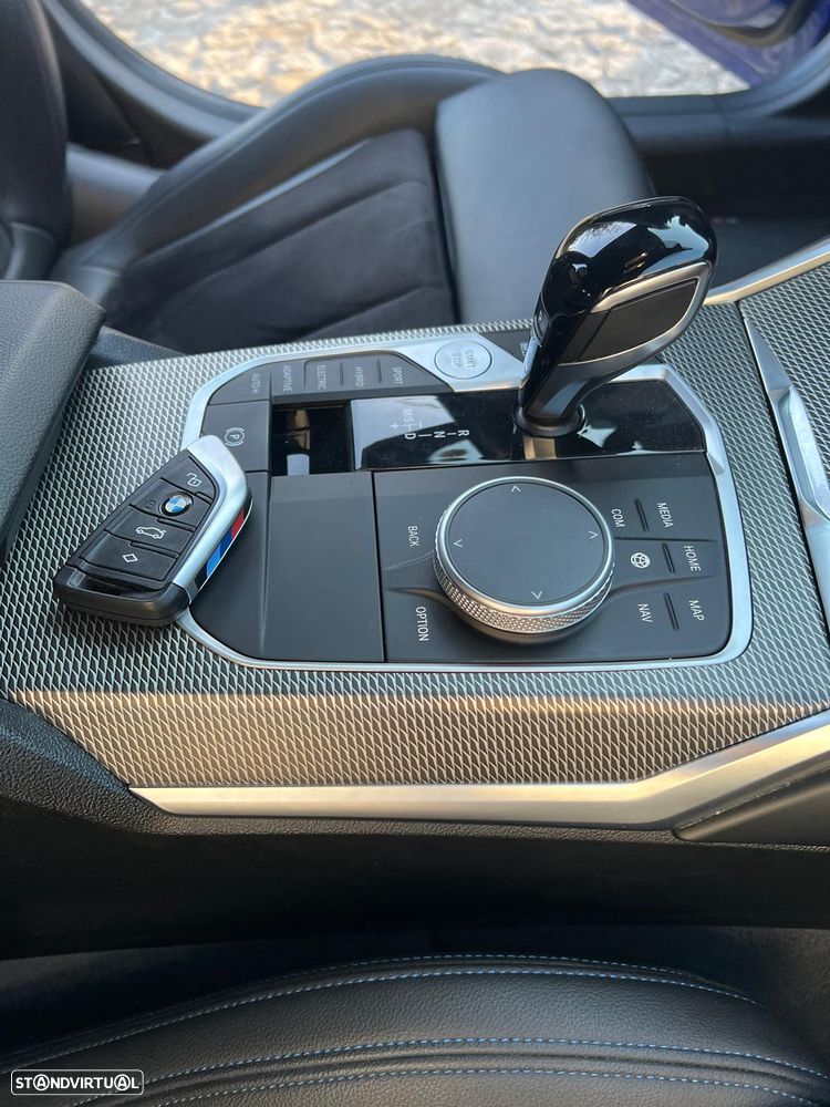 BMW 330 e Aut. M Sport - 12