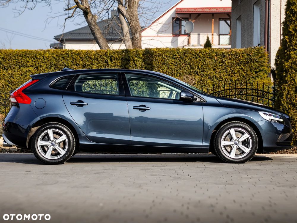 Volvo V40 T2 Drive-E Momentum - 4
