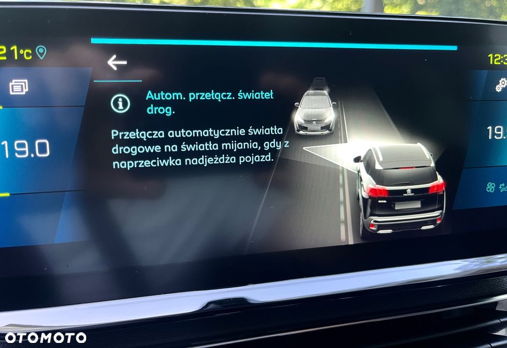 Peugeot 3008 1.6 PureTech Hybrid PHEV Allure Pack S&S EAT8 - 28