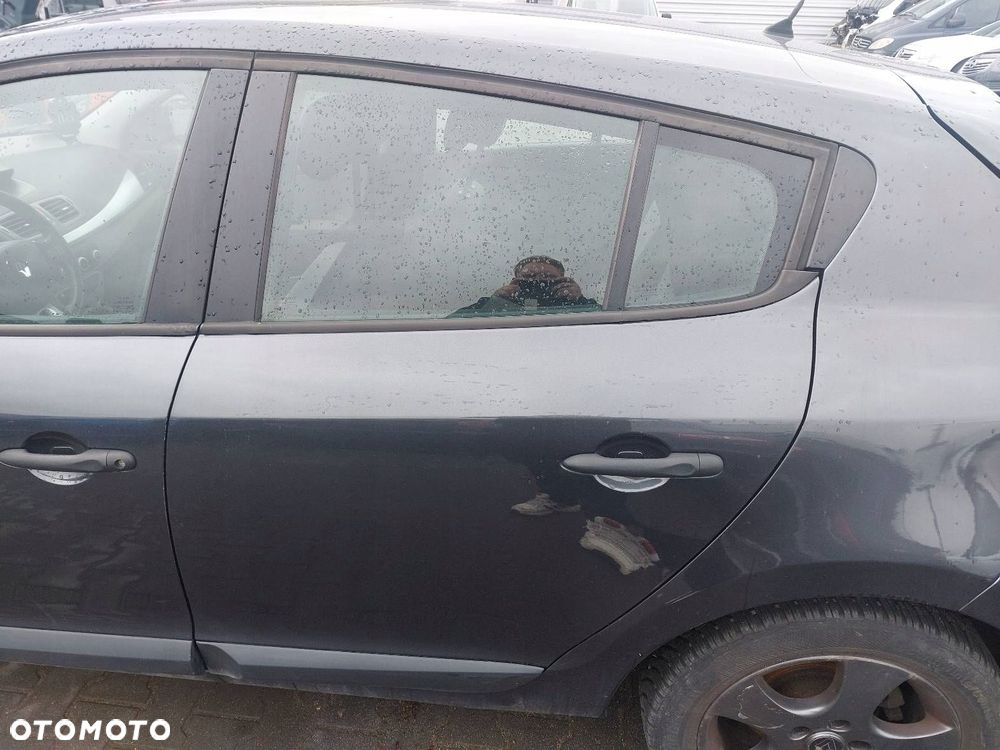 DRZWI KOMPLETNE LEWY TYŁ RENAULT MEGANE III TEB66 - 1