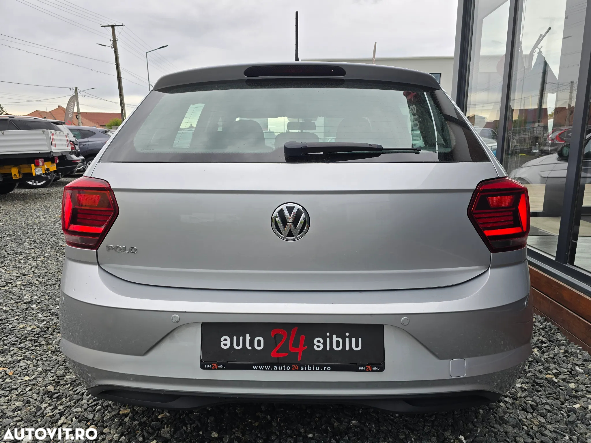 Volkswagen Polo 1.6 TDI Trendline - 4