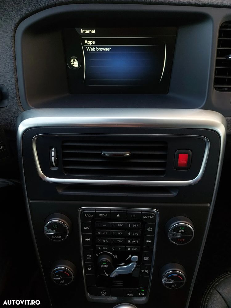 Volvo V60 D6 Plug-In-Hybrid AWD Geartronic Summum - 22