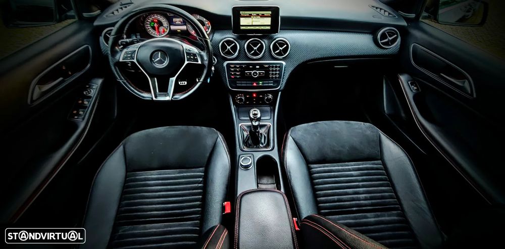 Mercedes-Benz A 180 CDI AMG Line - 13