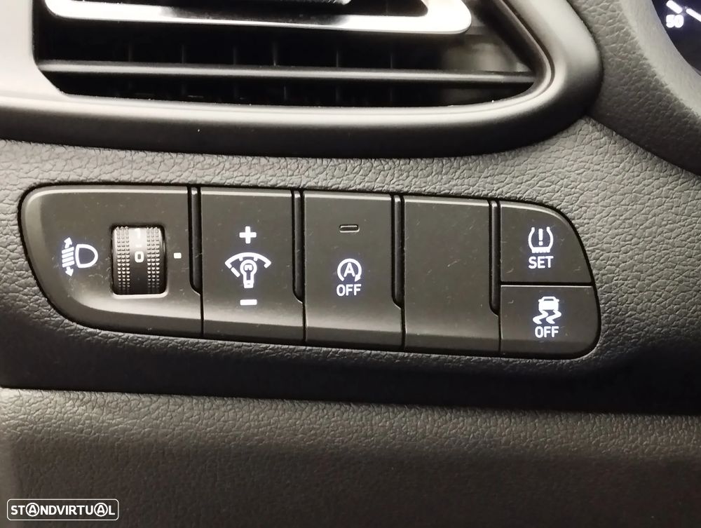 Hyundai i30 1.6 CRDI STyle - 18