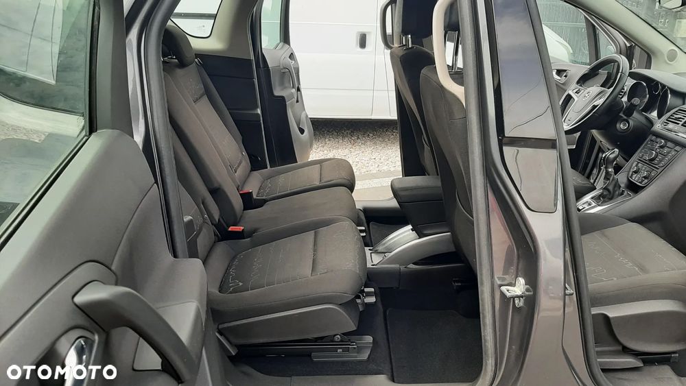 Opel Meriva - 10